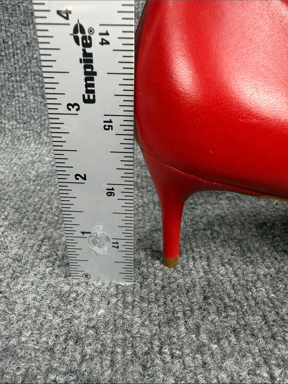 Massimo Matteo Red Pointed-Toe Pump 2.5 Kitten Heel Size 7M